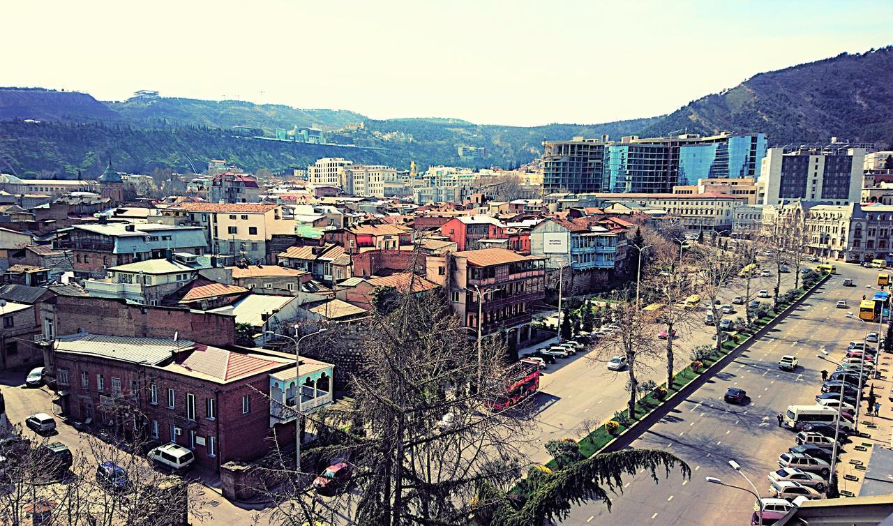 Appartement Tbilisi Art Apartament Extérieur photo